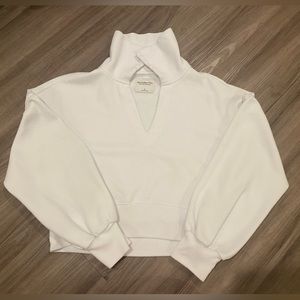 Abercrombie and Fitch 2022 Cropped Sweater Bundle